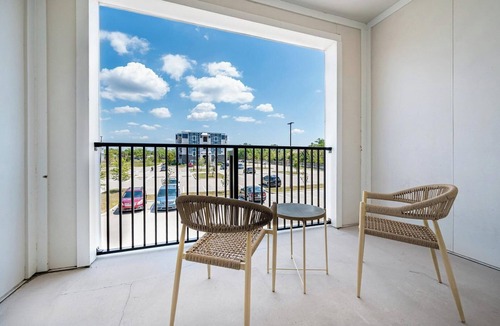 Venice Apartment | Landing | Incredible 1BD, Pool, Clubhouse
