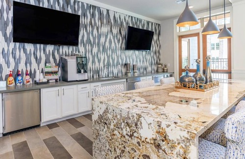 Spring Apartment | Landing | Incredible 1BD, Yoga Studio, Clubhouse