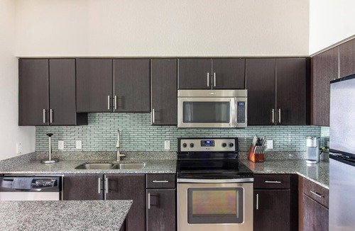 Miramar Apartment | Landing | Incredible 1BD, Clubhouse, Gym