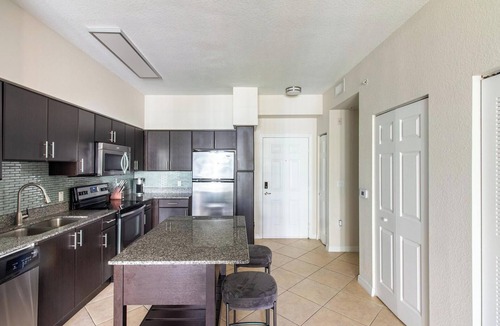 Miramar Apartment | Landing | Incredible 1BD, Clubhouse, Gym