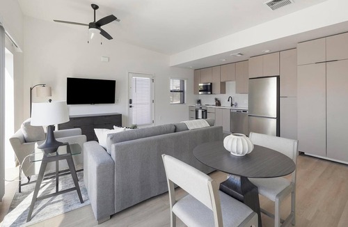 North Mountain Apartment | Landing | Incredible 1BD, Gym, Game Room