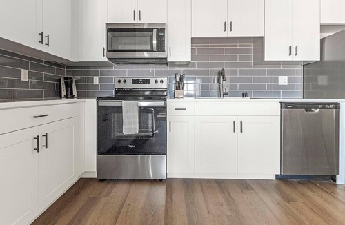 Townsite Apartment | Landing | Incredible 2BD, Rooftop Lounge, Pool