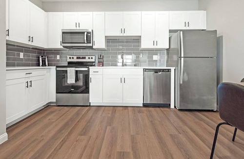 Townsite Apartment | Landing | Incredible 2BD, Rooftop Lounge, Pool