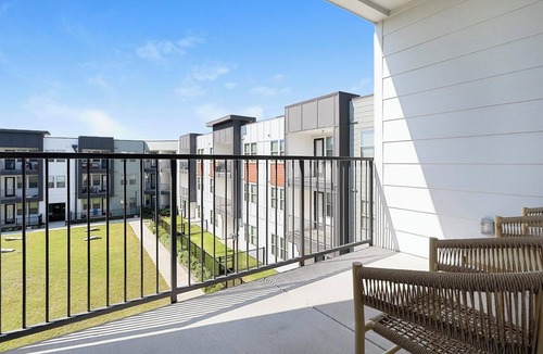 Lower Basin Lake Travis Apartment | Landing | Incredible 2BD, Clubhouse, Gym