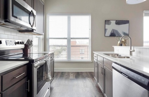 Brady Arts District Apartment | Landing | Incredible 2BD, Clubhouse, Gym