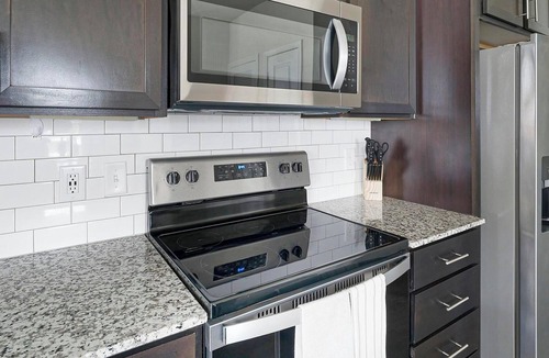 Conroe Apartment | Landing | Incredible 2BD, Gym