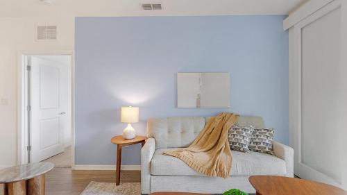 Apopka Apartment | Landing Incredible 2BD Game Room Clubhouse