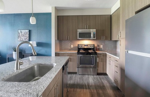 Memorial Apartment | Landing | Incredible 2BD, Gym
