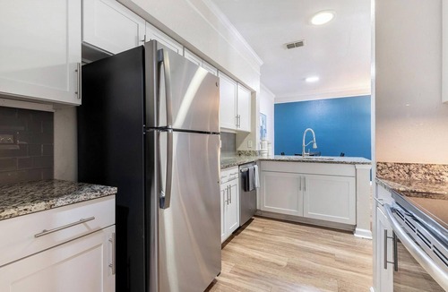 Metro West Apartment | Landing | Incredible 2BD, Gym, Pool