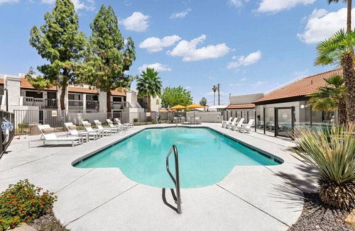 Maryvale Apartment | Landing | Incredible 2BD in Maryvale Village