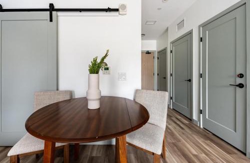 Haverhill Apartment | Landing Incredible Studio Gym Pool