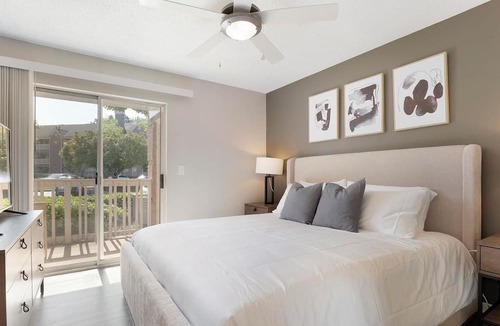Southwest Raleigh Apartment | Landing | Incredible Studio in Caraleigh