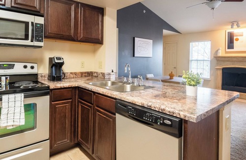 Broken Arrow Apartment | Landing | Incredible 2BD, Pool, Gym