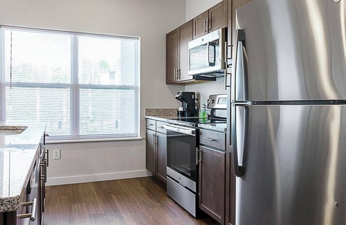 Cartersburg Apartment | Landing | Incredible 2BD, Pool, Gym