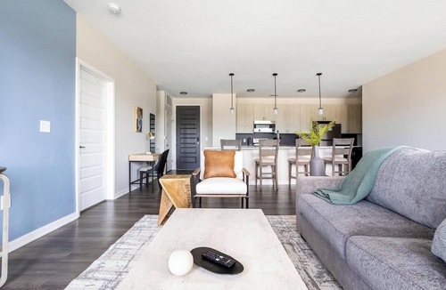 Near Northside Apartment | Landing | Incredible 2BD, Pool, Gym