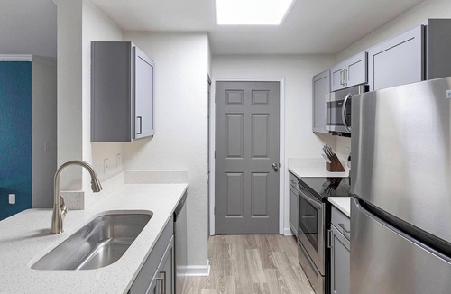 Murfreesboro Apartment | Landing | Incredible 2BD, Clubhouse, Courtyard