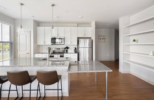 Murfreesboro Apartment | Landing | Incredible 2BD, Yoga Studio, Gym