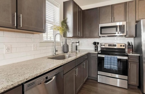 Stone Oak Apartment | Landing | Incredible 2BD, Clubhouse, Pool