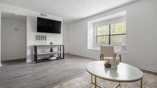 Winston - Salem Apartment | Landing Incredible 1BD Pool Gym