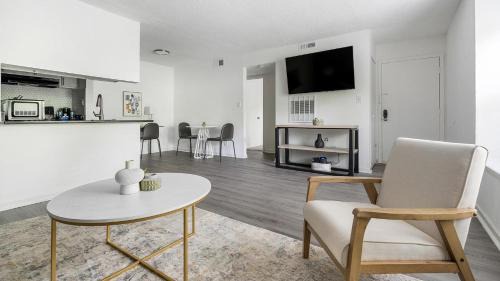 Winston - Salem Apartment | Landing Incredible 1BD Pool Gym