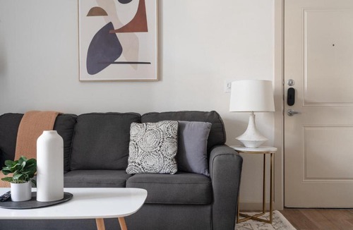 Pflugerville Apartment | Landing Modern 1BD Clubhouse Pool