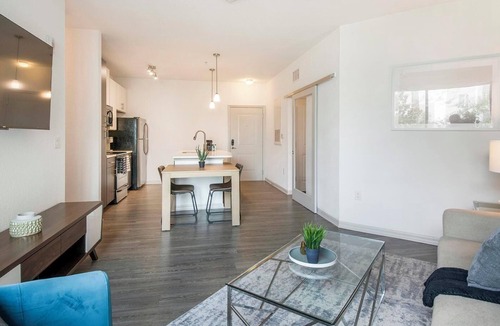 Fairvilla Apartment | Landing | Modern 1BD, Clubhouse, Gym