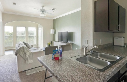Richmond Apartment | Landing | Modern 1BD, Clubhouse, Pool