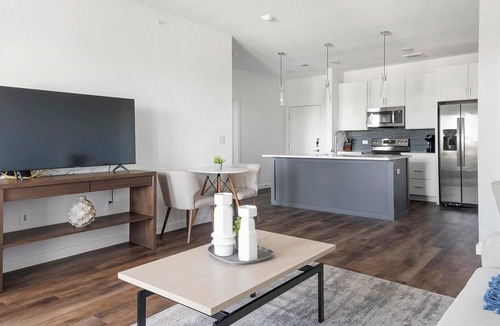 Austin Apartment | Landing | Modern 1BD, Pool, Clubhouse