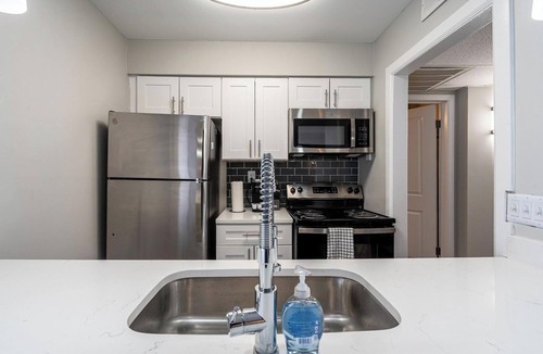 Indianapolis Apartment | Landing | Modern 1BD, Pool