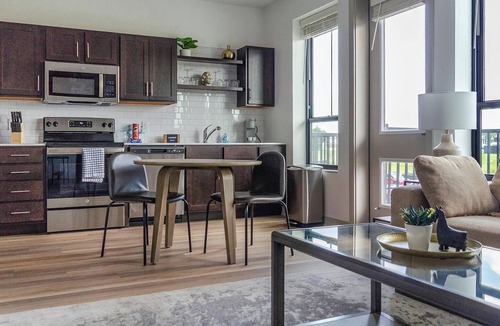 McCordsville Apartment | Landing | Modern 1BD, Gym, Pool