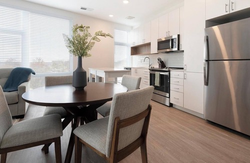 Old Town West Apartment | Landing | Modern 2BD, Gym, Clubhouse