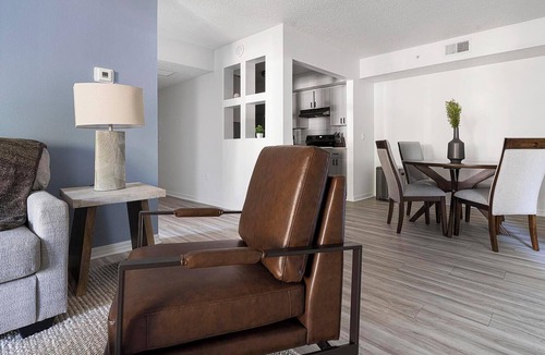 Fruitville Apartment | Landing | Modern 2BD, Gym, Clubhouse