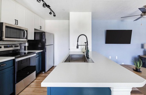 Herriman Apartment | Landing | Modern 2BD, Game Room, Clubhouse