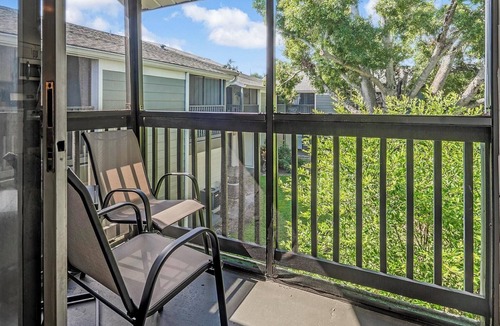Dunedin Apartment | Landing | Modern 2BD, Gym
