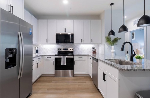 Freeport Apartment | Landing | Modern 2BD, Pool, Clubhouse