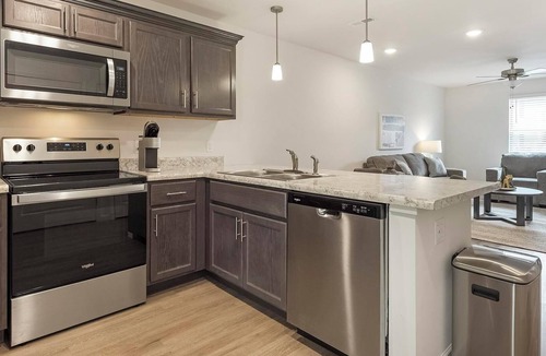 Lyman Apartment | Landing | Modern 2BD, Pool, Clubhouse