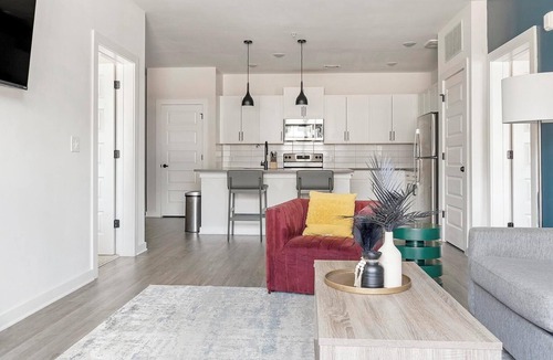 Sugar Hill Apartment | Landing | Modern 2BD, Pool, Gym