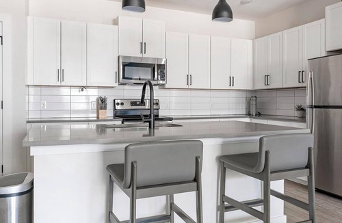 Sugar Hill Apartment | Landing | Modern 2BD, Pool, Gym