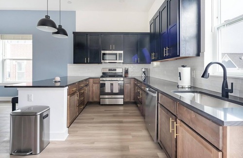 Lee's Summit Apartment | Landing | Modern 3BD in Lee's Summit