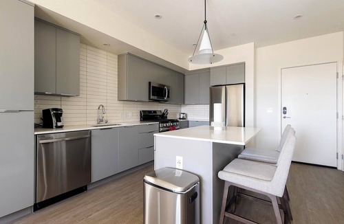 Rhodes Ranch Apartment | Landing | Spectacular 2BD, Pool, Clubhouse