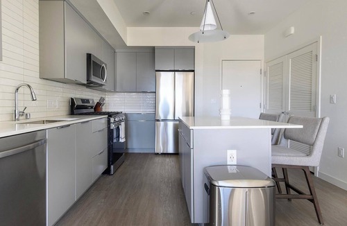 Rhodes Ranch Apartment | Landing | Spectacular 2BD, Pool, Clubhouse