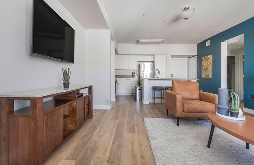 Rhodes Ranch Apartment | Landing | Spectacular 2BD, Clubhouse, Gym