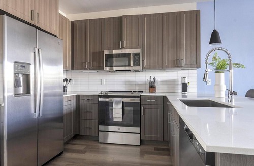 Whitney Beach Apartment | Landing | Spectacular 1BD, Clubhouse, Game Room
