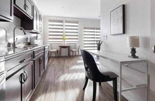Johnstown Apartment | Landing | Spectacular 1BD, Yoga Studio, Gym