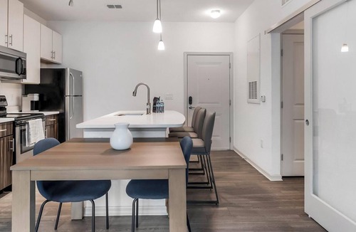 Fairvilla Apartment | Landing | Spectacular 1BD, Clubhouse, Gym