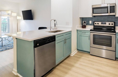 Eden Apartment | Landing | Spectacular 1BD, Yoga Studio, Clubhouse