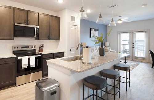 Corinth Apartment | Landing | Spectacular 1BD in Corinth
