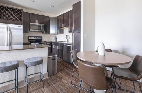 Klein Apartment | Landing | Spectacular 1BD, Clubhouse, Gym