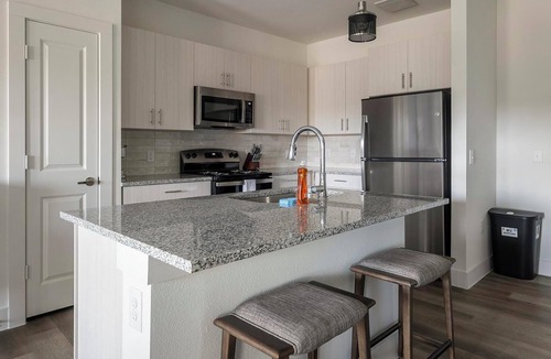 Leander Apartment | Landing | Spectacular 1BD, Pool, Gym