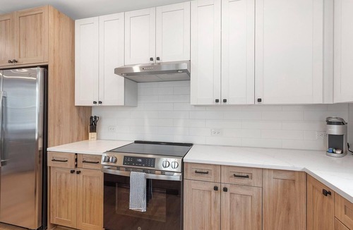 Mount Mourne Apartment | Landing | Spectacular 2BD, Clubhouse, Pool